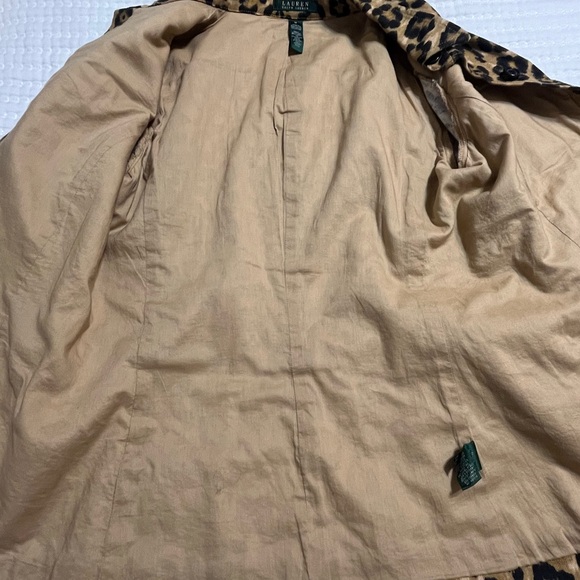 Lauren Ralph Lauren animal print blazer. Size medium - Picture 10 of 10